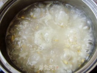 健康早餐----红枣燕麦糯米粥的做法步骤：4