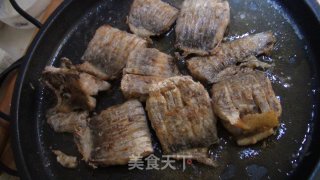 家常煎带鱼的做法步骤：3