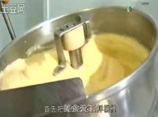 樱桃奶油（巧克力）朱古力软糖的做法步骤：1