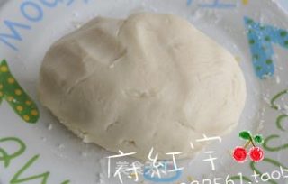 苏式月饼--与众不同的宫廷白玉翡翠凸的做法步骤：4