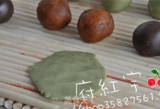 2011府红宇邀您一起自制月饼——只要3步就做出美味月饼你信吗？我信！的做法步骤：3