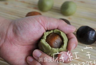 2011府红宇邀您一起自制月饼——只要3步就做出美味月饼你信吗？我信！的做法步骤：5