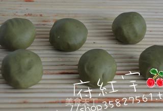 2011府红宇邀您一起自制月饼——只要3步就做出美味月饼你信吗？我信！的做法步骤：6