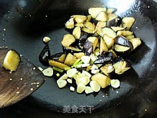 西红柿烧茄子的做法步骤：5