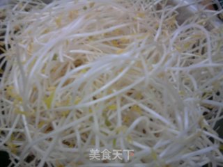 【醋酸豆芽菜】：的做法步骤：1
