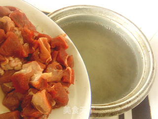番茄土豆炖牛肉的做法步骤：4