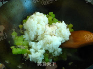 剩饭炒炒也很香【南瓜肉粒炒饭】的做法步骤：5