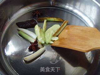 酱焖鲫鱼的做法步骤：4