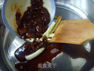 酱焖鲫鱼的做法步骤：5