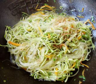 家常菜----绿豆芽炒粉的做法步骤：6