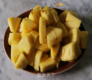 生炒菠萝排骨的做法步骤：2