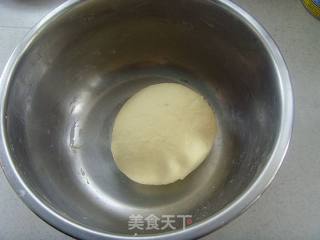 【炸酱面，花样做】：香菇肉酱面的做法步骤：4