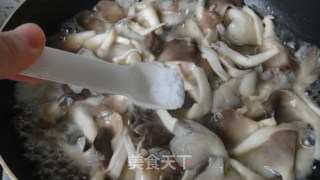 蘑菇炒肉片的做法步骤：9
