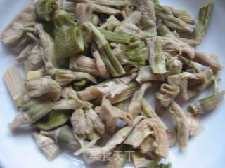 笋干豇豆的做法步骤：2