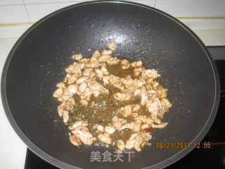 【平淡的幸福】辣白菜炒饭的做法步骤：4