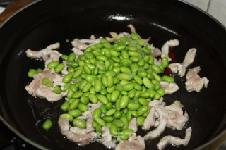 毛豆炒肉丝的做法步骤：7
