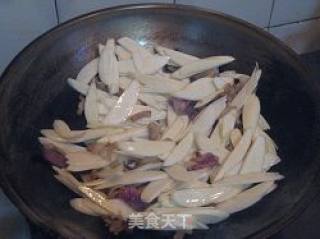 五花肉炒茭白的做法步骤：4