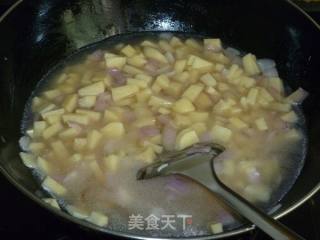 【炸酱面，花样做】土豆酱鸡蛋面（山寨意大利面）的做法步骤：4