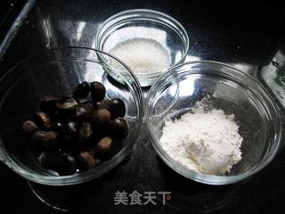 月饼的前奏---栗蓉馅的做法步骤：1