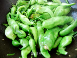 家常菜----辣酱炒豆角的做法步骤：5
