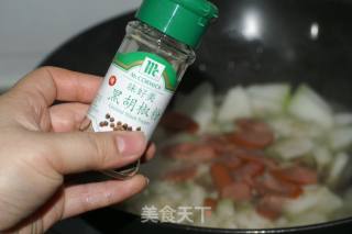 清淡家庭菜 --- 冬瓜脆皮肠的做法步骤：5