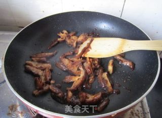 香菇酱鸡肉拌面的做法步骤：5