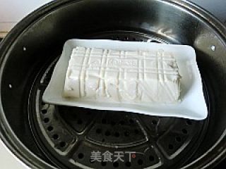 葱油拌豆腐的做法步骤：1