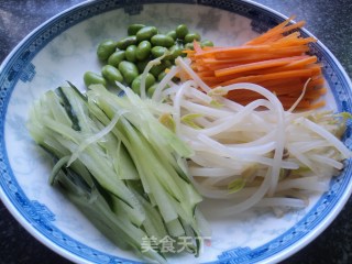 【炸酱面，花样做】--【青豆炸酱面】的做法步骤：13