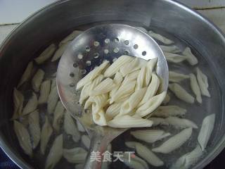 【炸酱面，花样做】：香辣牛肉炸酱面的做法步骤：16