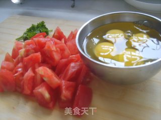简单美味--西红柿炒鸡蛋的做法步骤：2