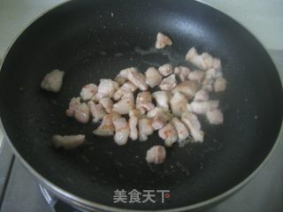 【炸酱面，花样做】老北京炸酱面的做法步骤：2