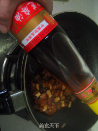【炸酱面，花样做】家常炸酱面的做法步骤：6