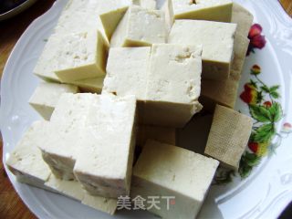 家常菜----香菇烧豆腐的做法步骤：1