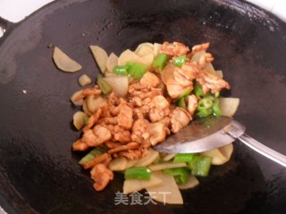 鸡片炒土豆的做法步骤：7