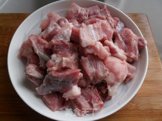 红烧排骨的做法步骤：2