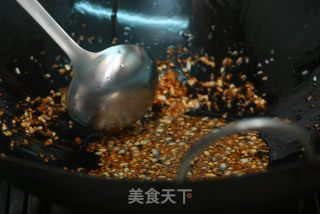 港式皮蛋瘦肉粥的做法步骤：7