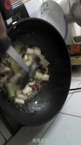 地锅鸡  带饼的做法步骤：5