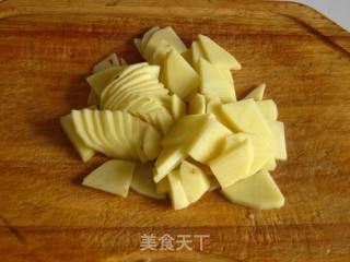 香菇海鲜疙瘩汤的做法步骤：1