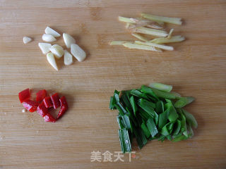 【自制烧烤】烧烤带鱼的做法步骤：2