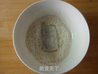【自制烧烤】烧烤带鱼的做法步骤：6