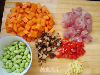 什锦肉丁的做法步骤：1