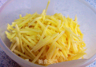 经典混搭清炒三丝的做法步骤：1