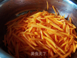 经典混搭清炒三丝的做法步骤：2