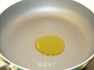 豆干炒紫甘蓝的做法步骤：3