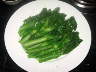 柱侯牛肉扒芥蓝的做法步骤：6