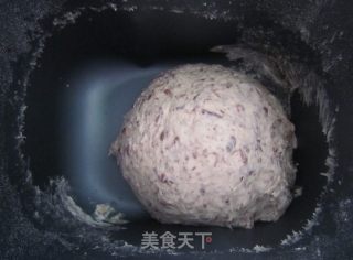 红豆酥松粒辫子包的做法步骤：4