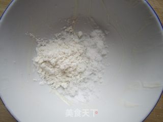 红豆酥松粒辫子包的做法步骤：10