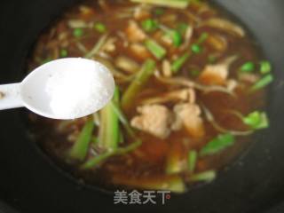 韩式豆酱汤翡翠面的做法步骤：12