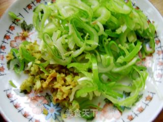 家常菜----豆角烧土豆的做法步骤：2