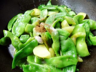 家常菜----豆角烧土豆的做法步骤：5